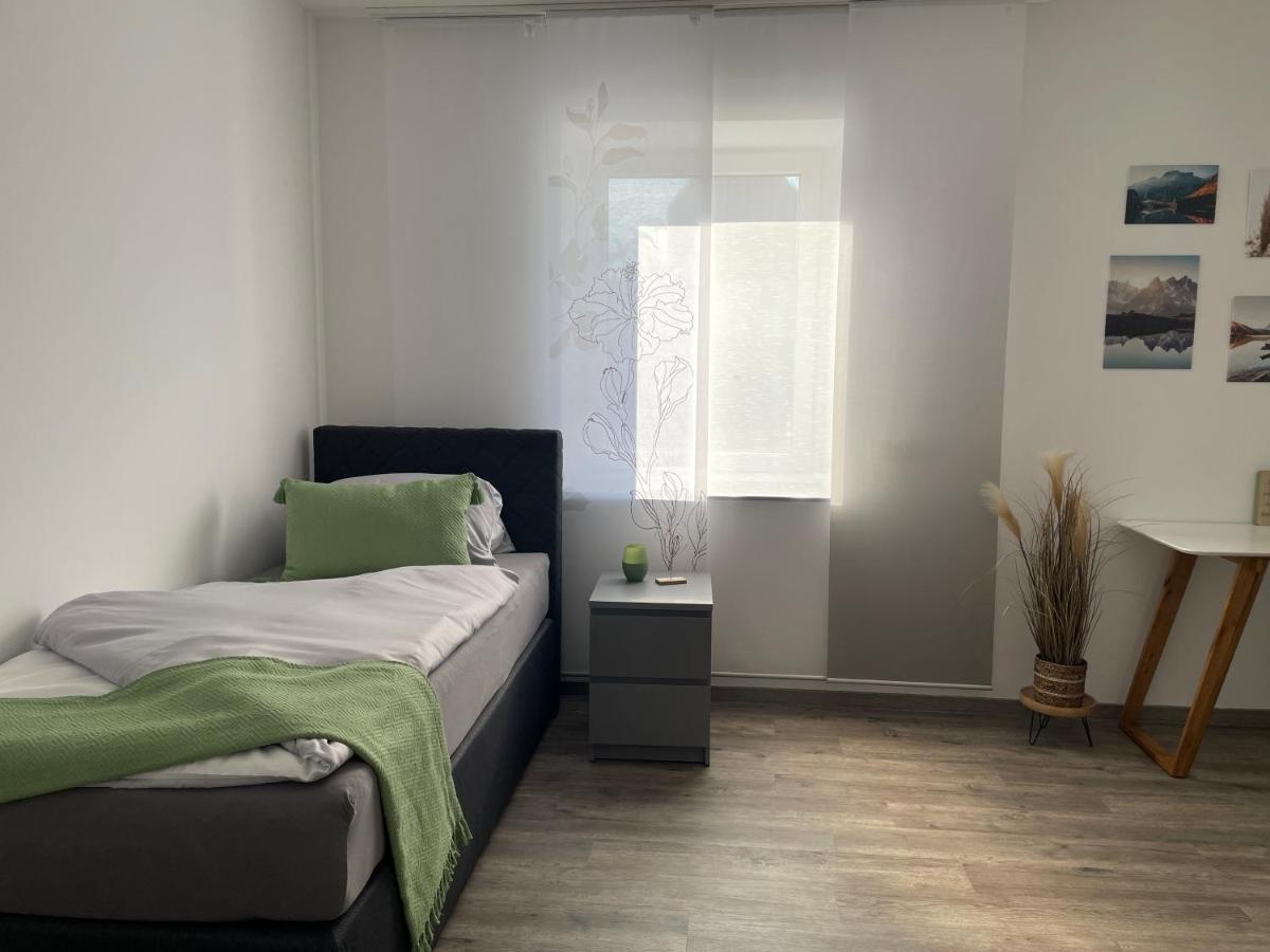 Wohnung Fuer Berufstaetige ฮึนเฟลด์ ภายนอก รูปภาพ